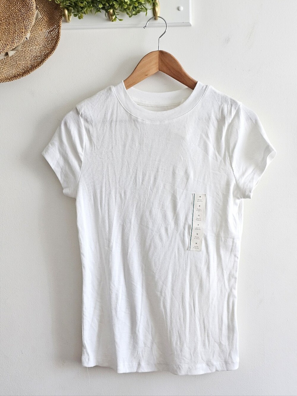 A New Day Women's Ribbed Short Sleeve Crewneck T-Shirt White Medium NWT
